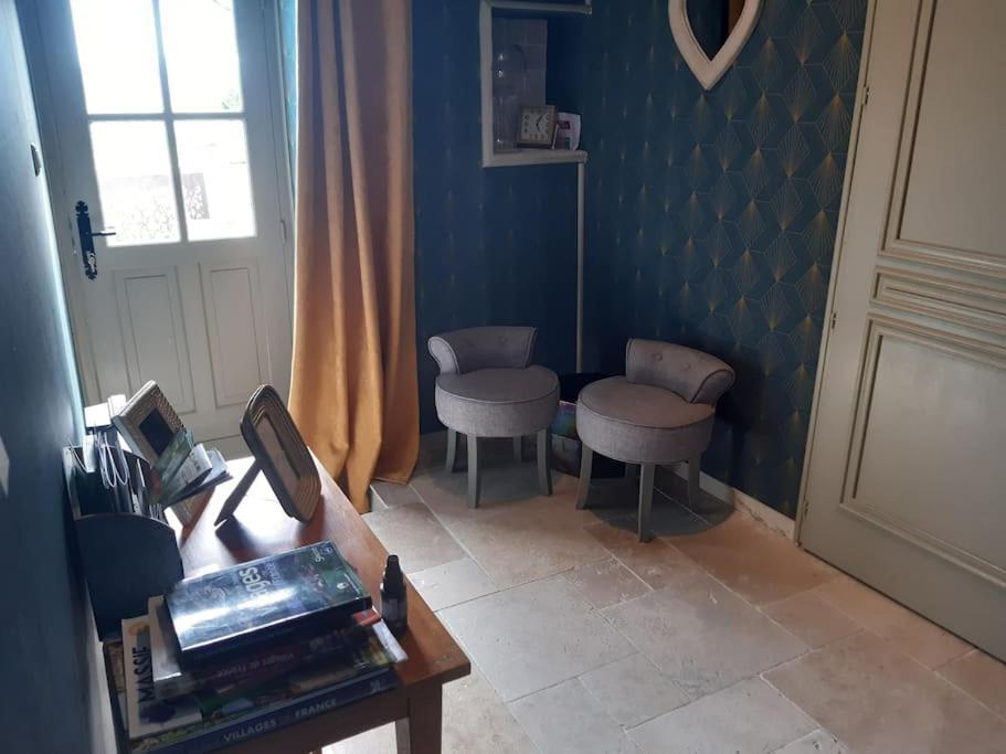Les Pierres Blondes Apartment Montpeyroux  Bagian luar foto