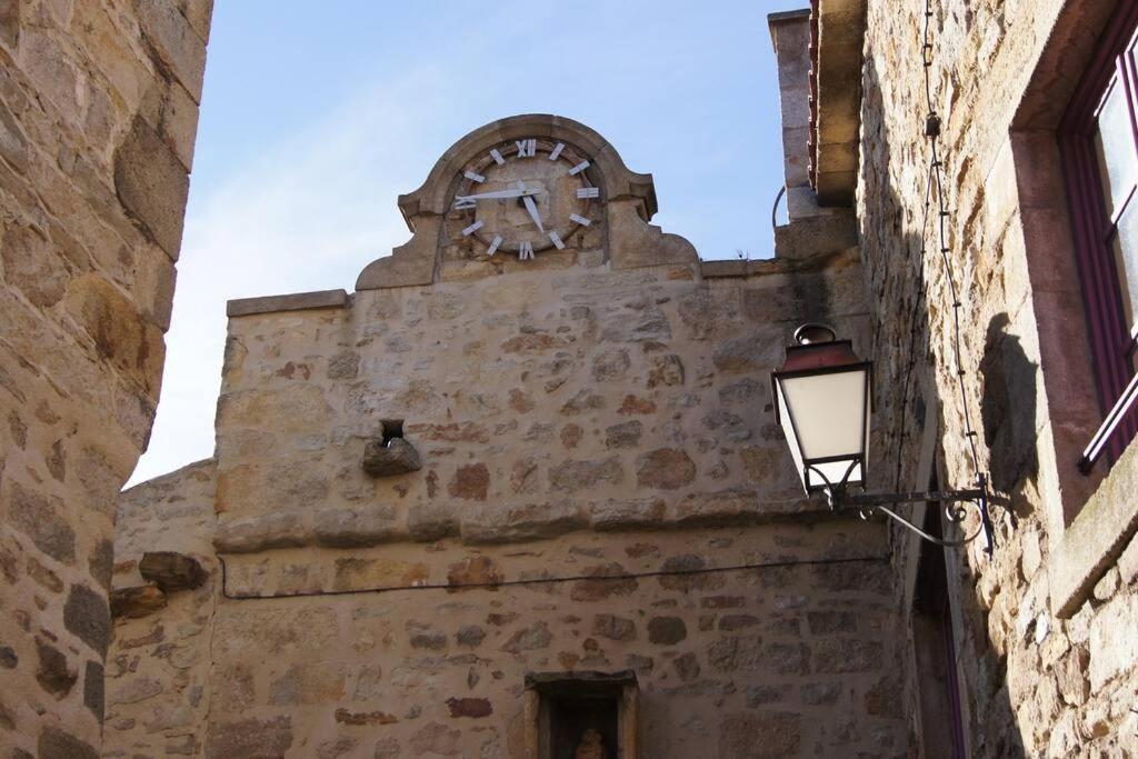 Les Pierres Blondes Apartment Montpeyroux  Bagian luar foto